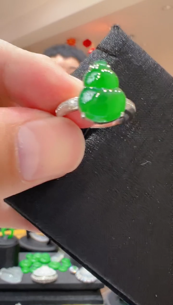 【闪购商品】翡翠戒指18K金镶嵌          