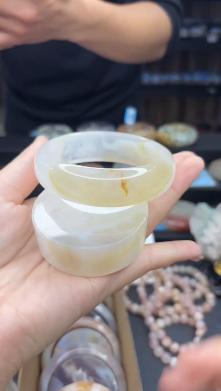 【闪购商品】石英质玉手镯未镶嵌262（60圈赠送镯心）