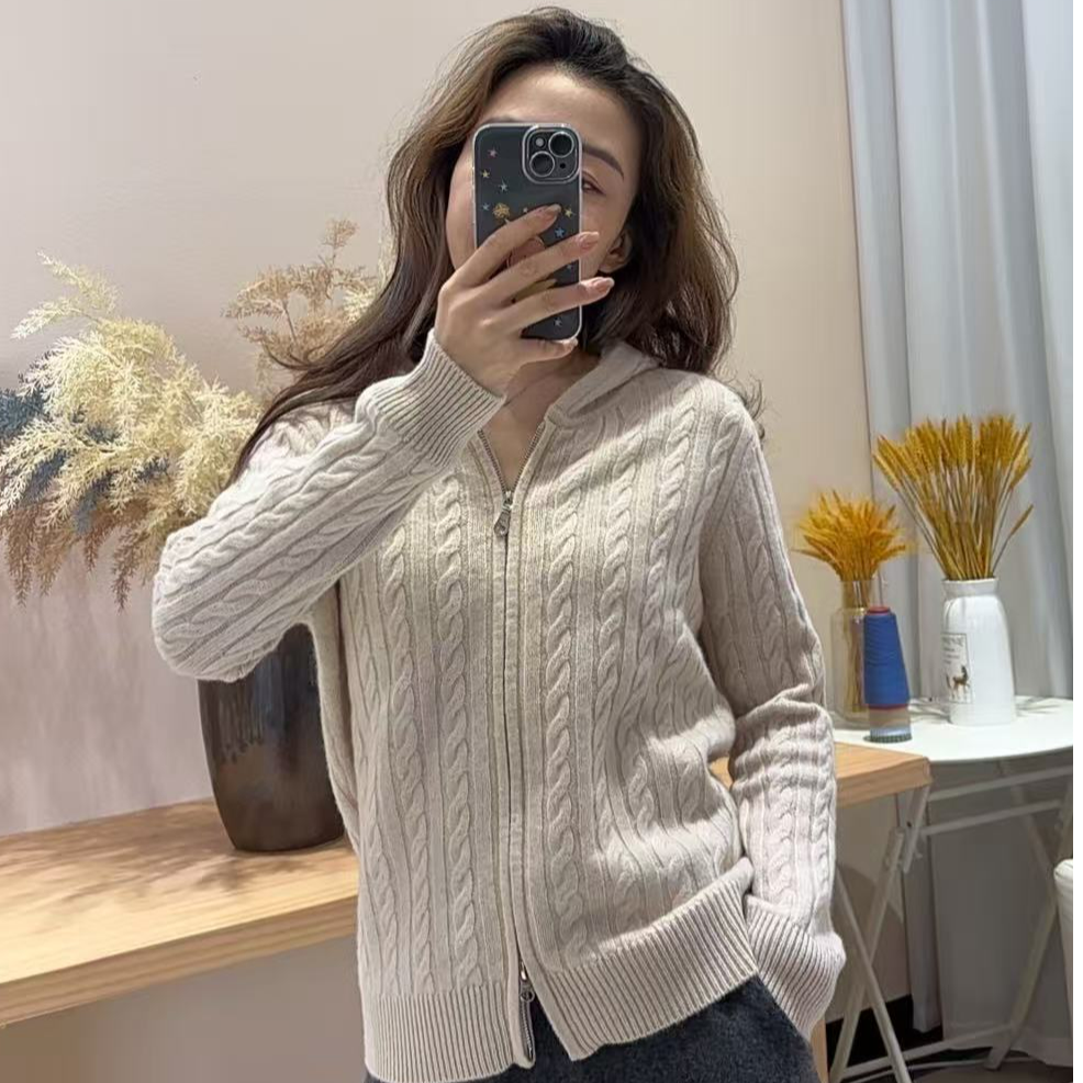 7针型 双纱 阿尔巴斯原料 100%纯山羊绒坑条绞花双拉链连帽开衫女