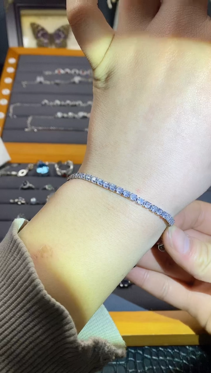 【闪购商品】水晶手链银S925镶嵌A107   