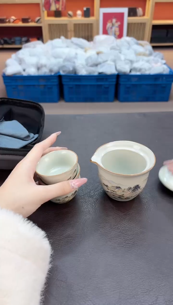 【闪购商品】摆件瓷SC1111111111111
