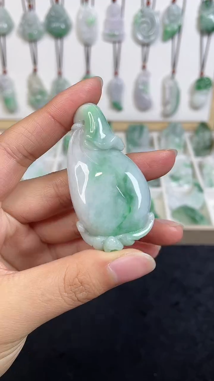 颈饰未镶嵌翡翠1