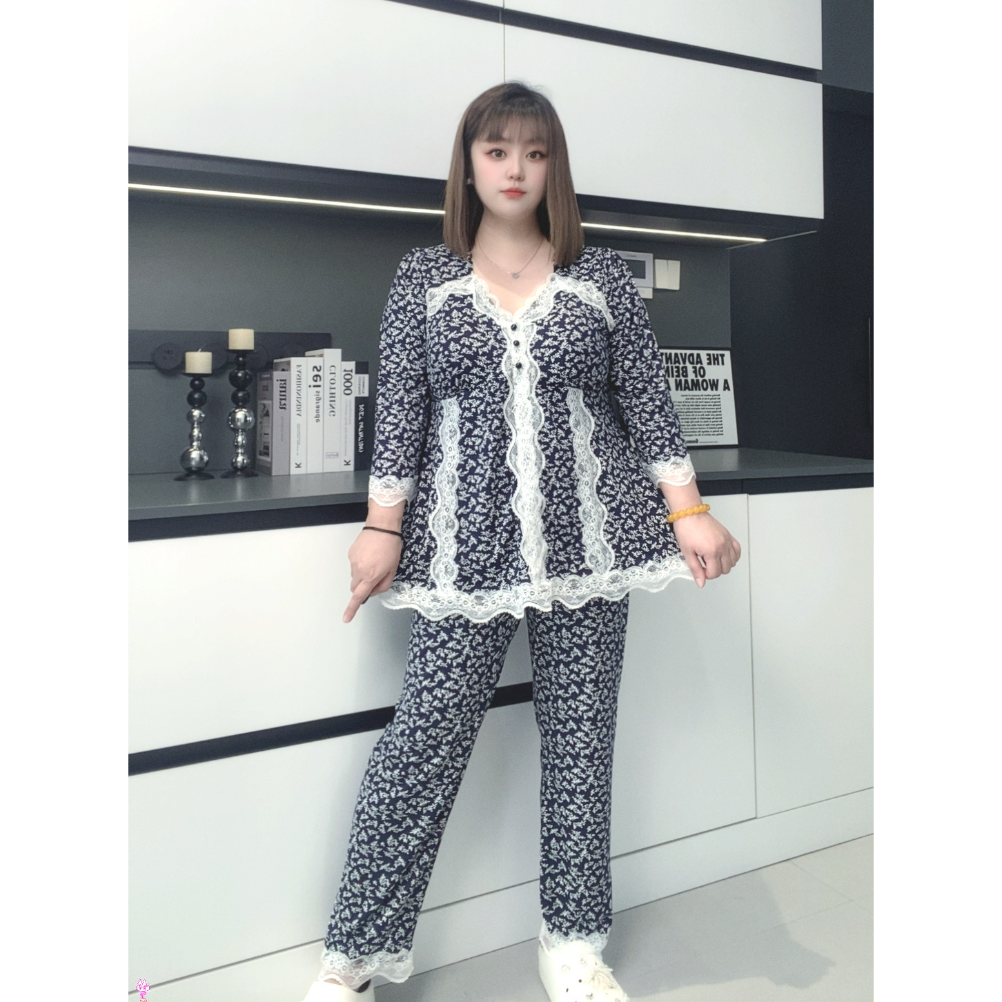 【有运费险】2025秋季新款V领弹力女睡衣蕾丝豹纹家居服套装MJ2528