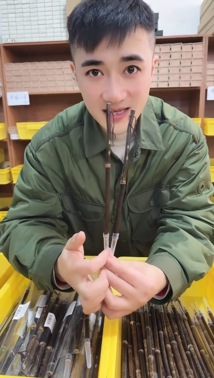 春华狼毫1支秋实紫毫1支