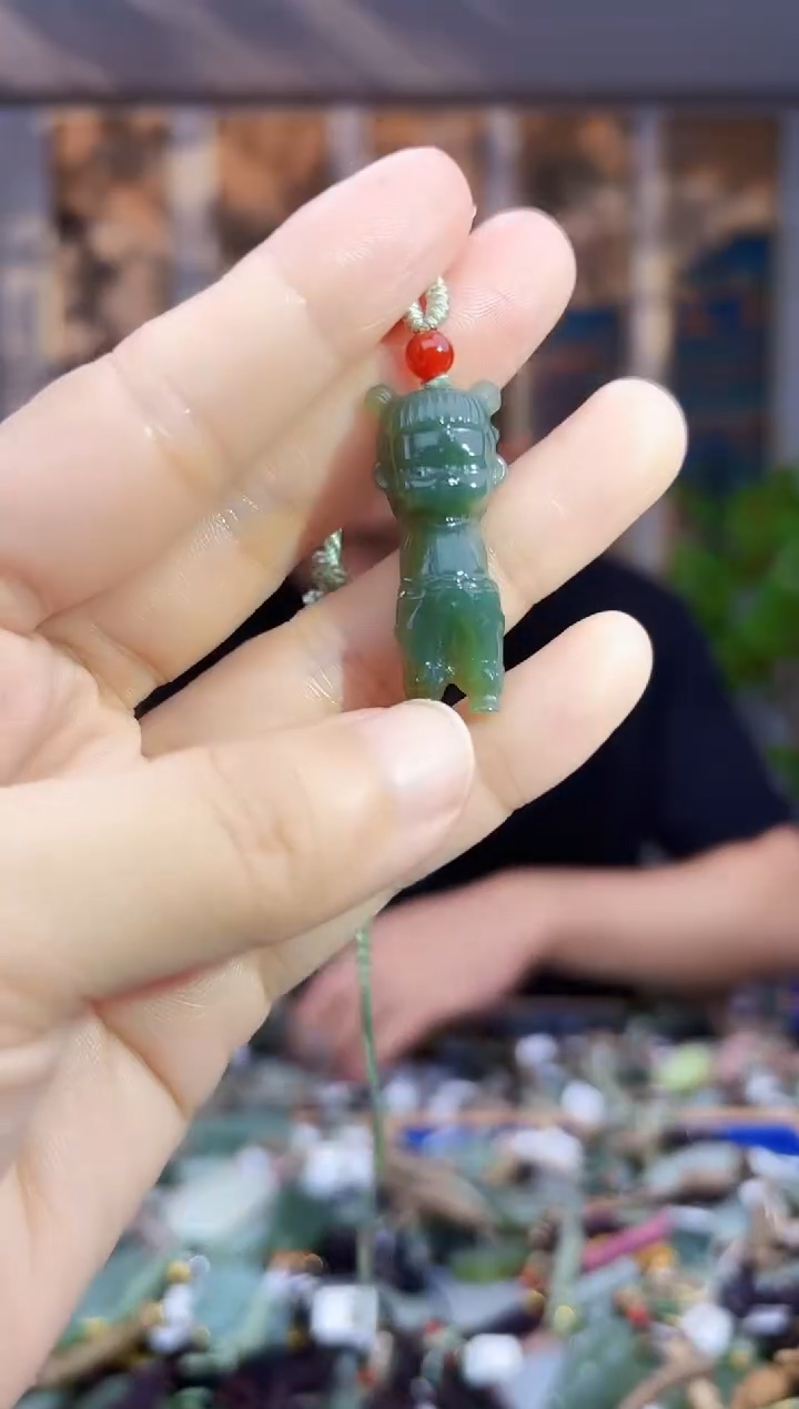 未镶嵌和田玉挂件拍一发一
