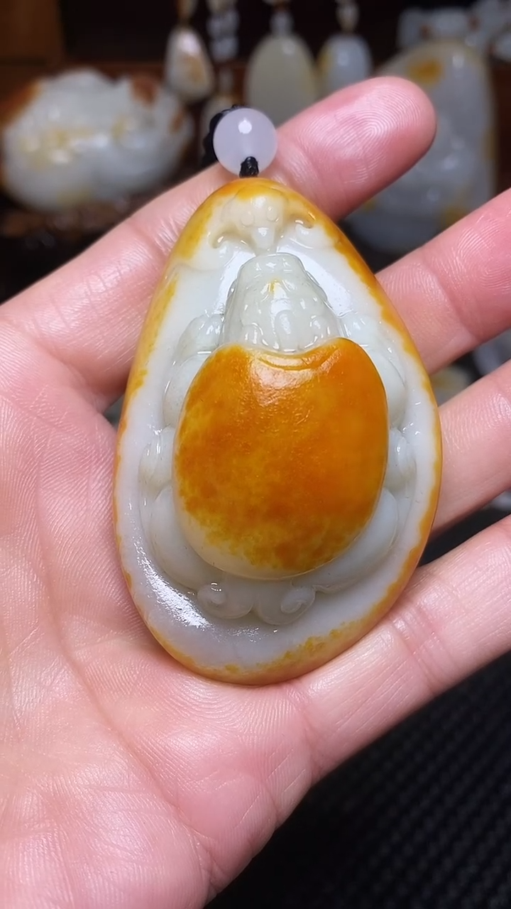 亮****）天然玉石            