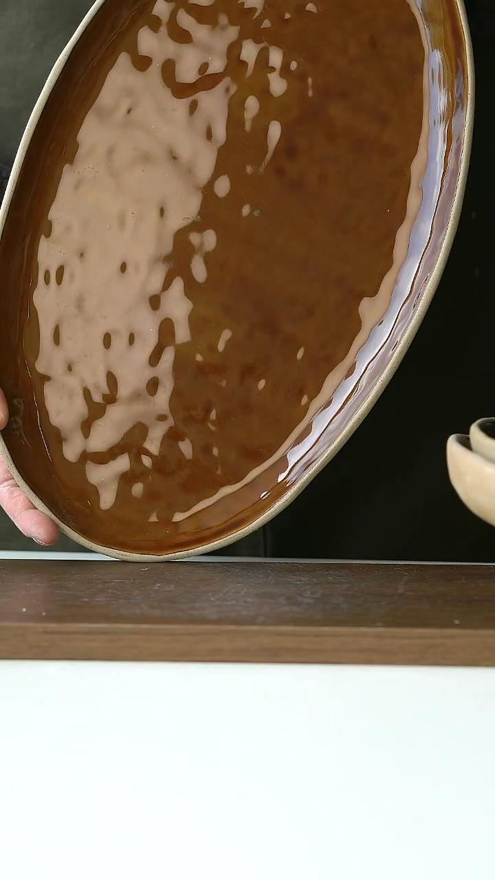 【闪购商品】陶瓷焦糖色鱼盘34cm@4-2@