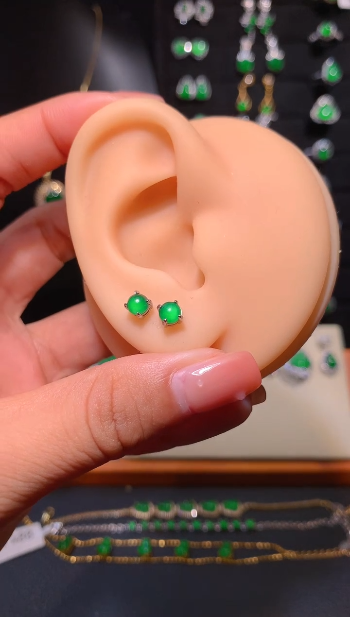 【闪购商品】翡翠耳饰银S925镶嵌多样性