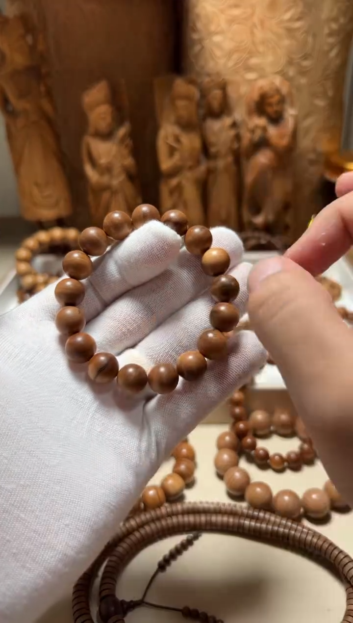 檀香木手串/手链几乎无暇顶老料横纹1.2黑肉