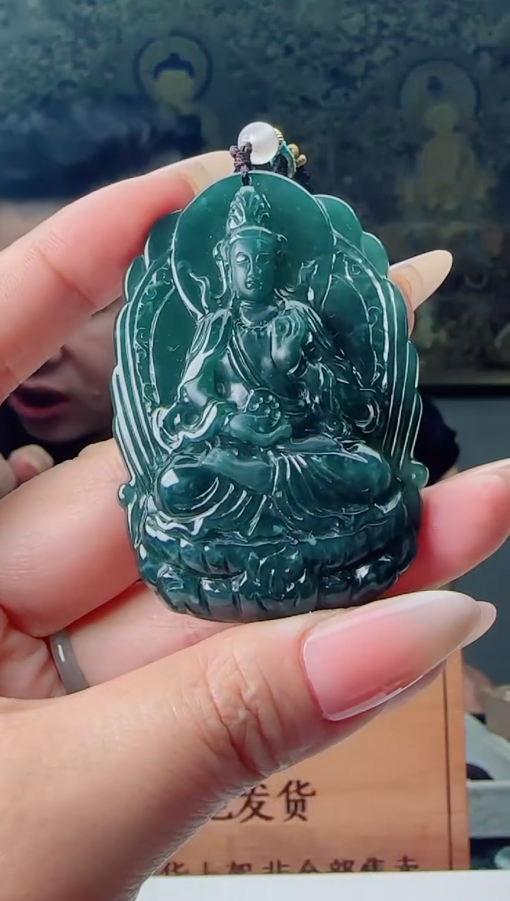 【闪购商品】翡翠颈饰未镶嵌11111111