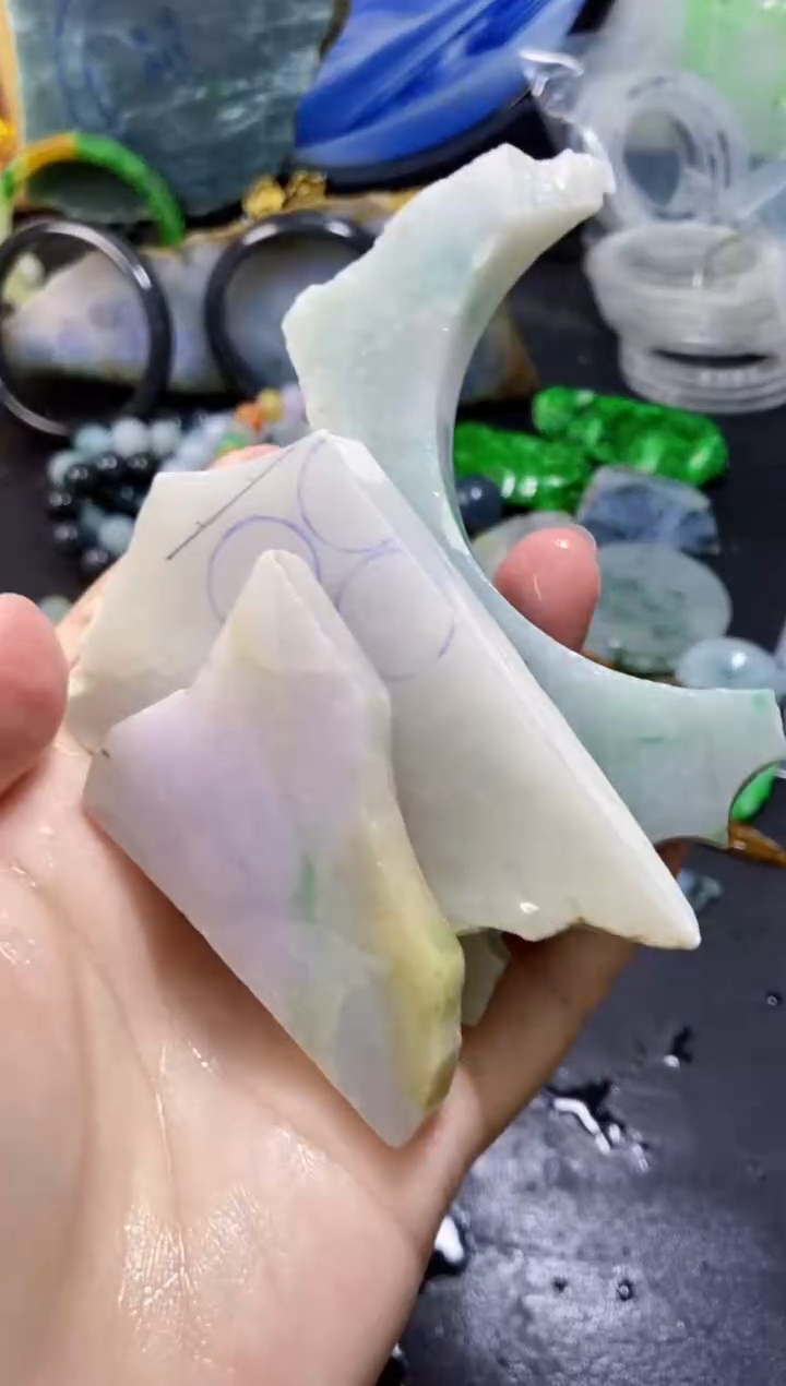 翡翠未镶嵌颈饰115天然翡翠