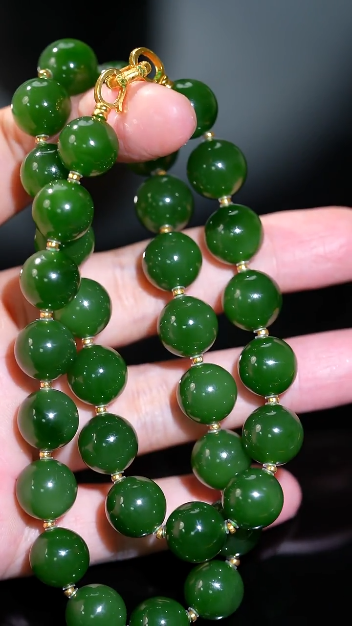 项链18K金镶嵌和田玉15多样性发一