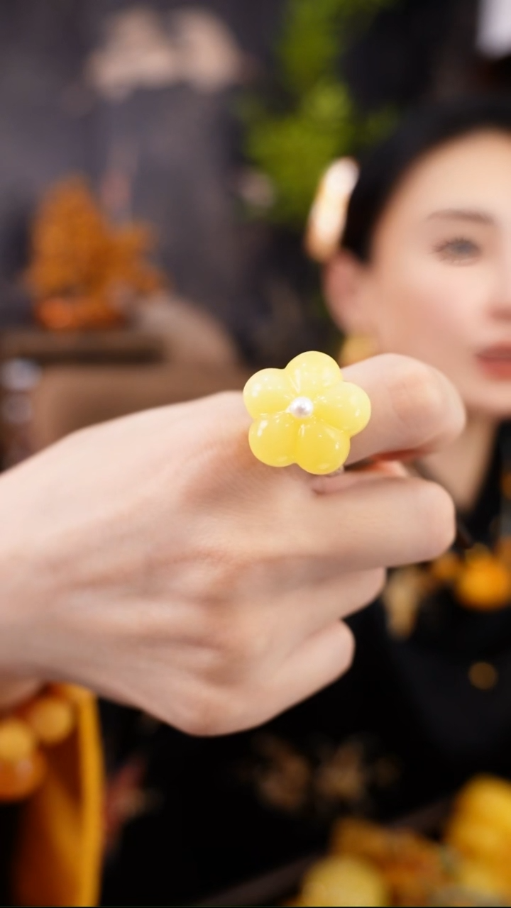 银S925镶嵌琥珀戒指新**橙戒指