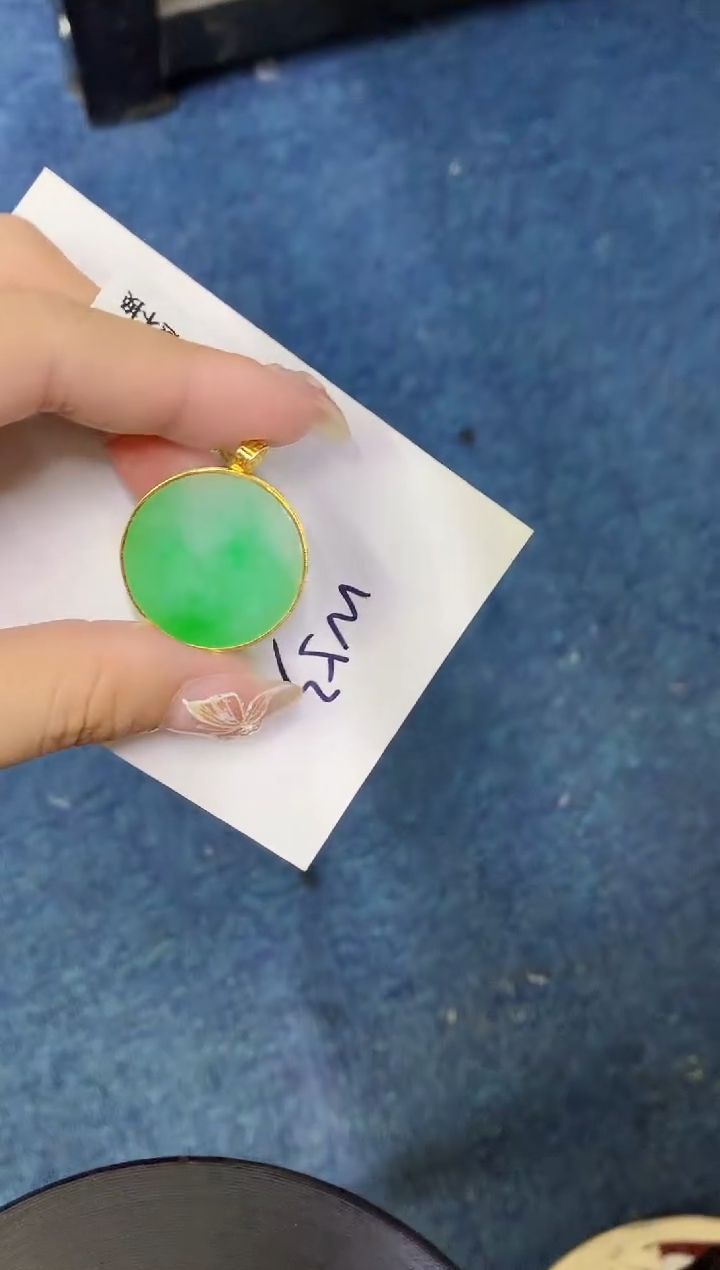 【闪购商品】翡翠颈饰18K金镶嵌000000000000