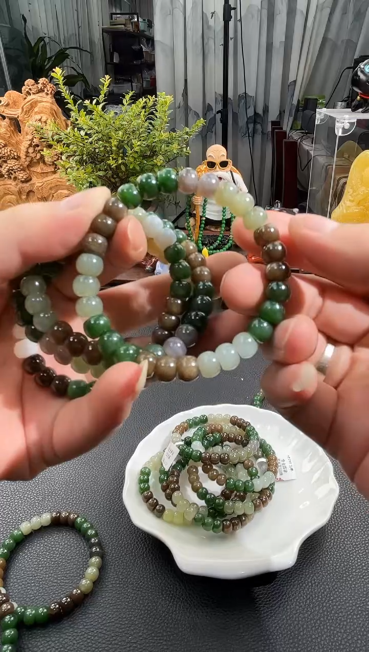 未镶嵌手链和田玉 B6329 多样性发货其一