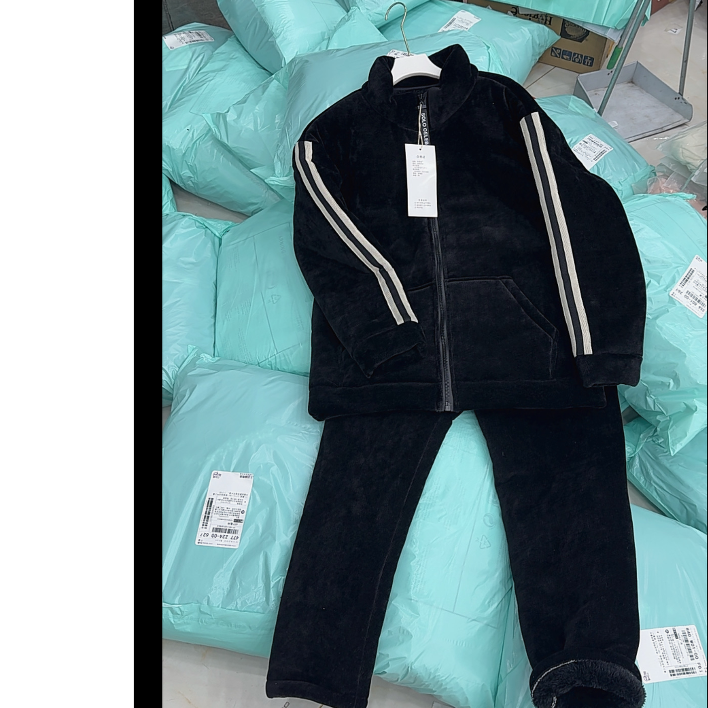 《外穿》三层棉立领男女同款休闲家居服套装