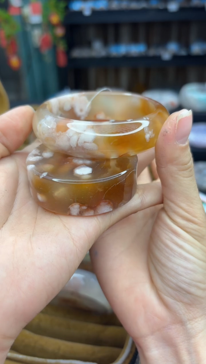 【闪购商品】石英质玉手镯未镶嵌2073（58圈赠送镯心）