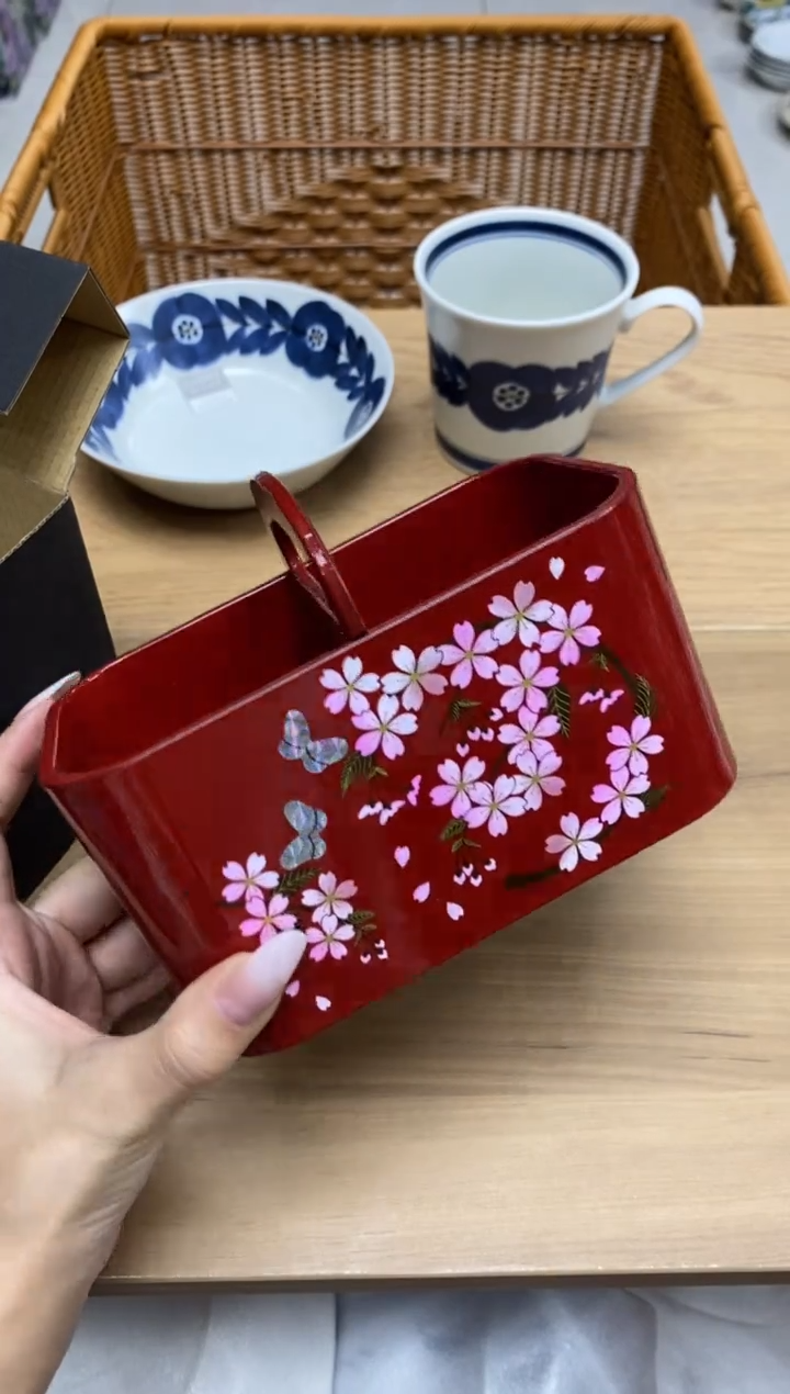 瓷片C****r隆莲瓷器欢迎大家