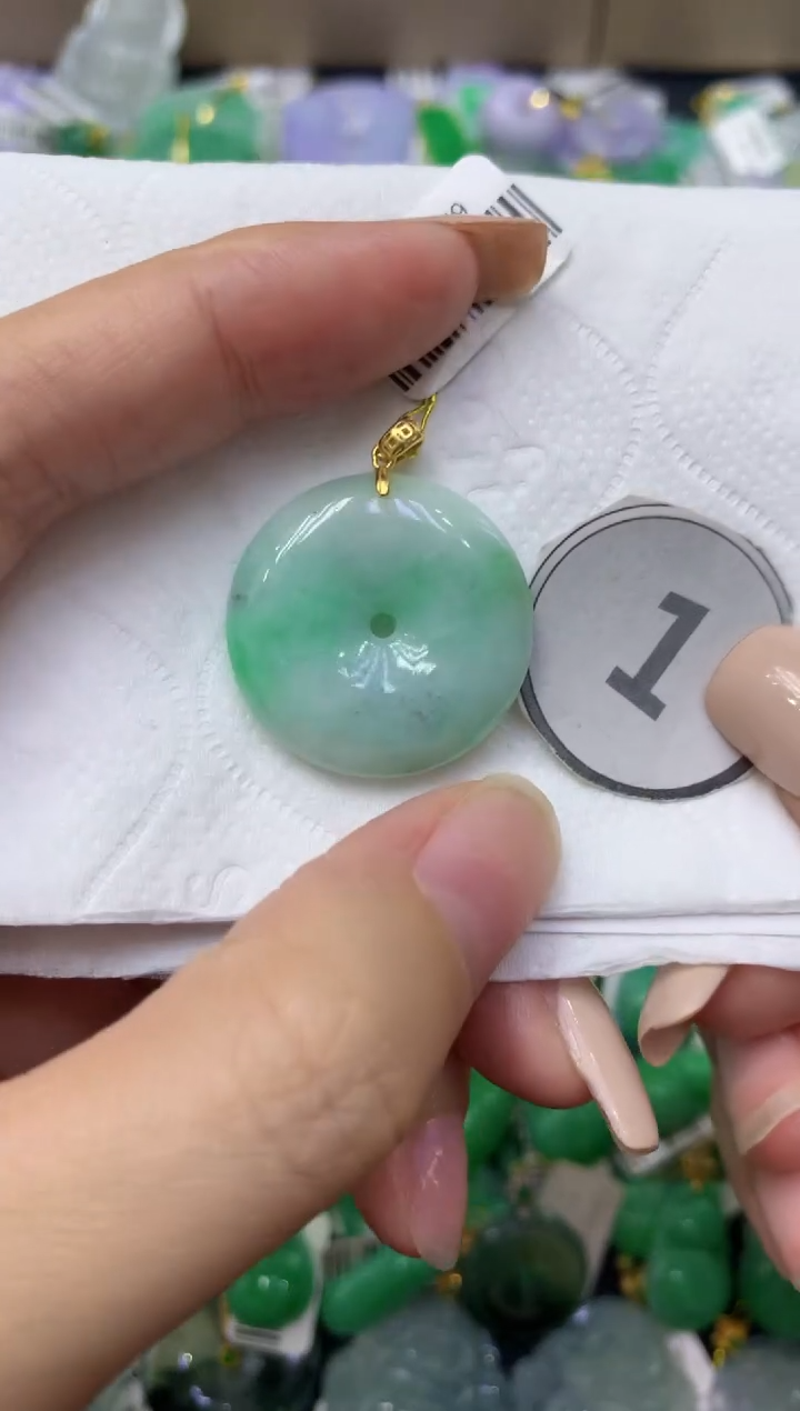 颈饰未镶嵌翡翠天然缅甸翡翠A货