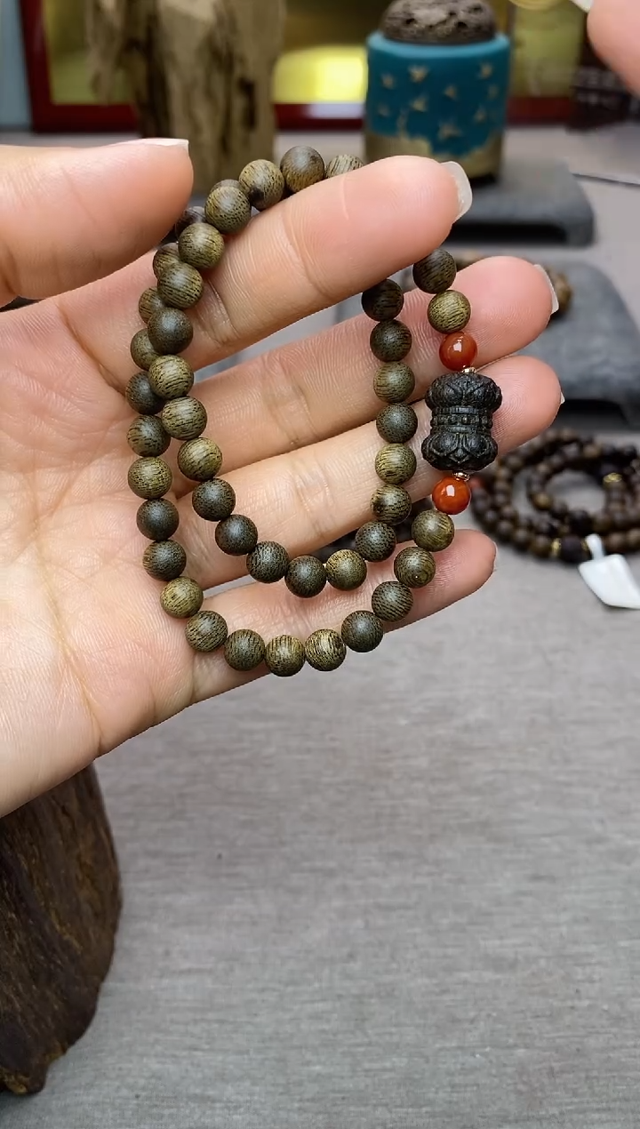 【闪购商品】沉香手串芽庄黄棋沉水老料0.6＋莲花单珠双圈设计