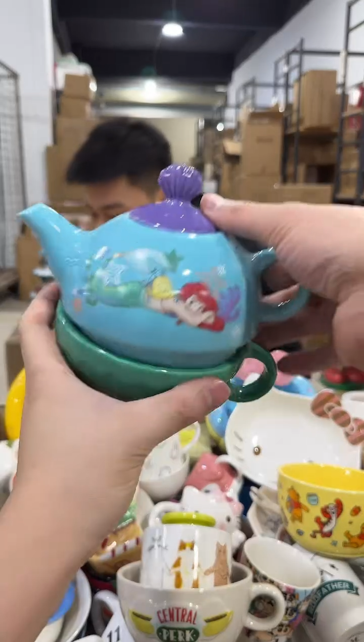 瓷片美人鱼子母壶