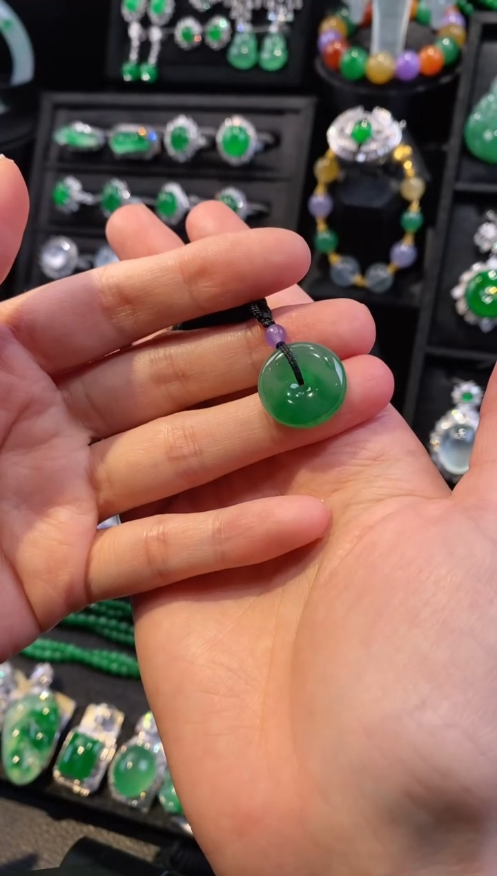 【闪购商品】翡翠未镶嵌颈饰平安扣裸石5090103