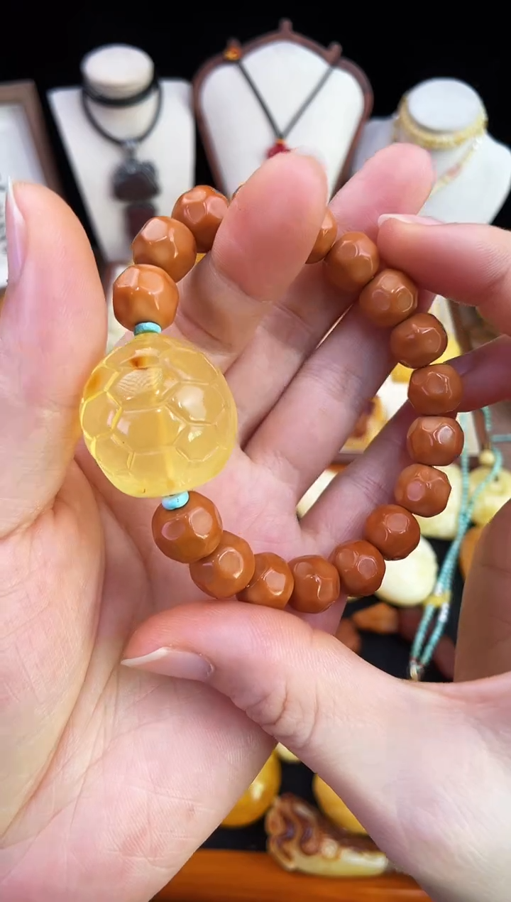琥珀未镶嵌珠宝奇石柒月