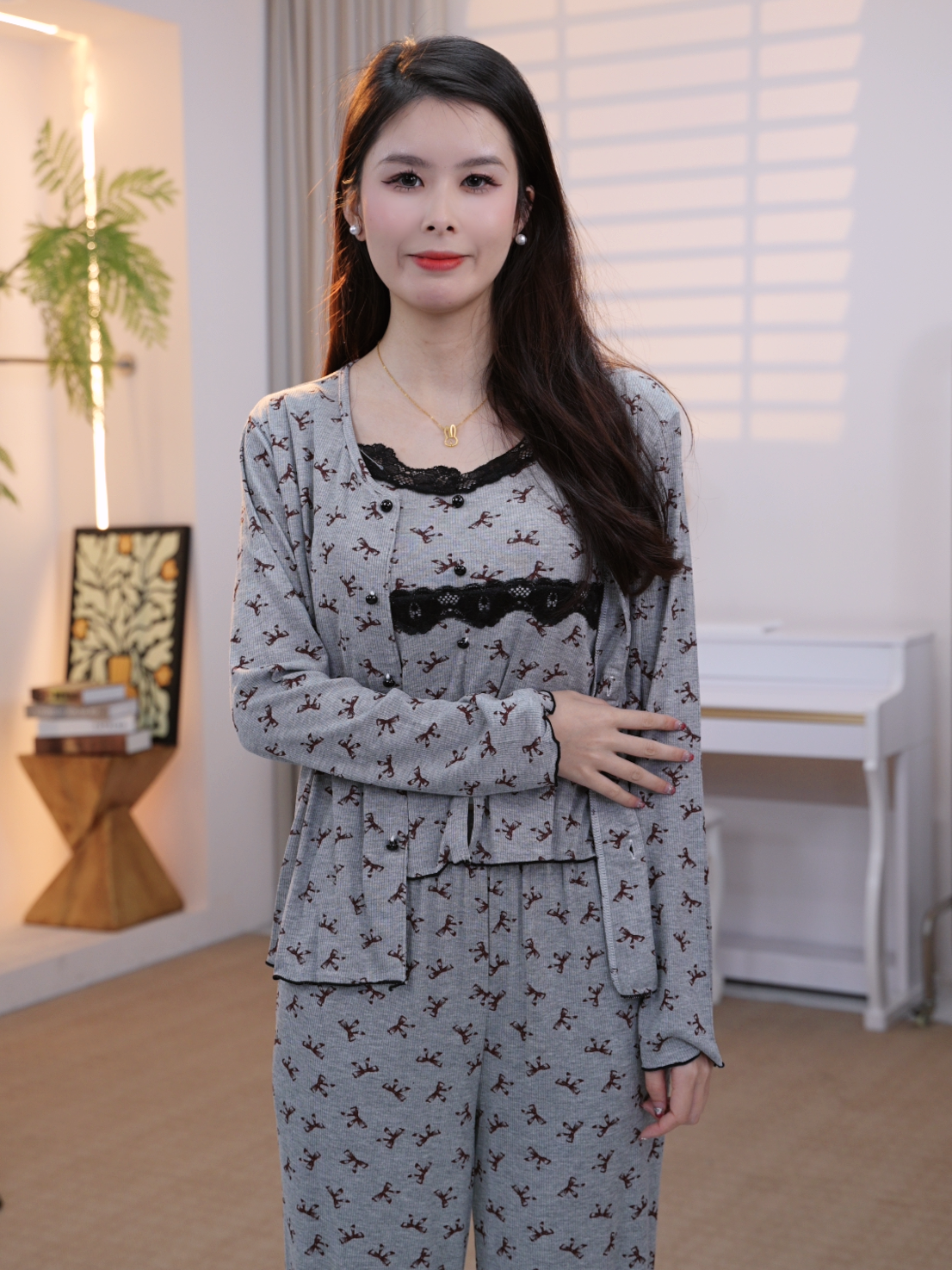 2025春款女士款舒适时尚纯棉睡衣可外穿长袖家居服薄款YR