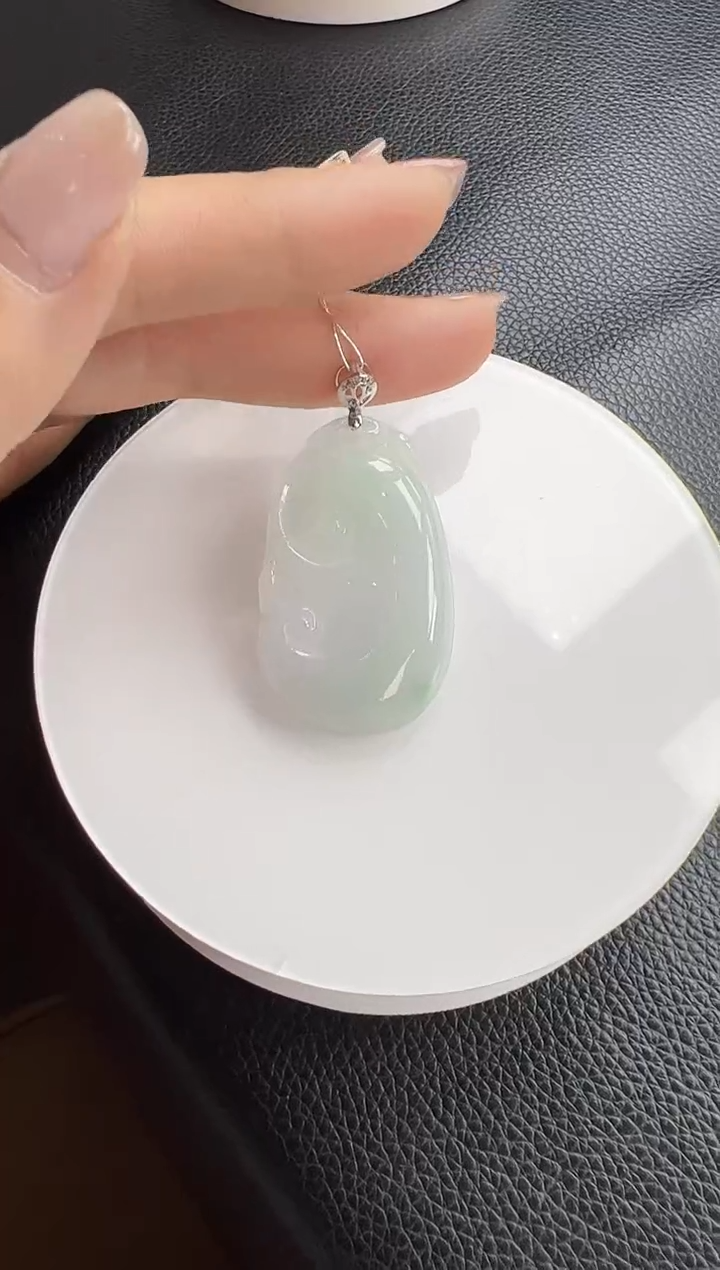 【闪购商品】翡翠颈饰18K金镶嵌YM-55-7如意