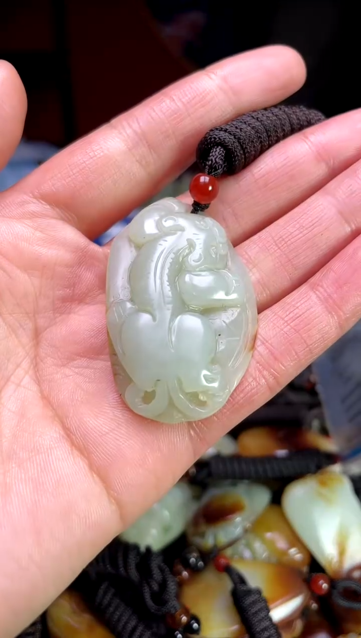 【闪购商品】和田玉颈饰未镶嵌1