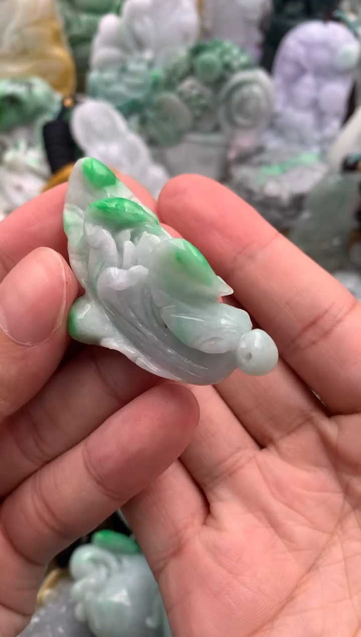吊坠(不含链)未镶嵌翡翠1