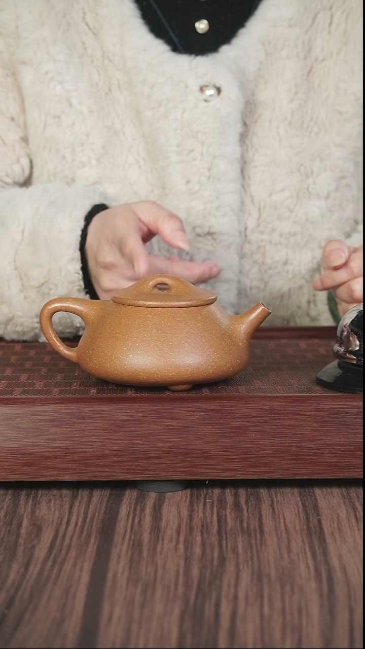 【闪购商品】紫砂茶壶沉香段  景舟石瓢