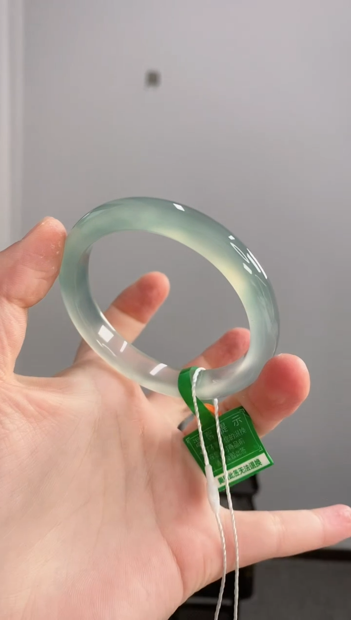 【闪购商品】玛瑙/玉髓手镯未镶嵌54-55圈