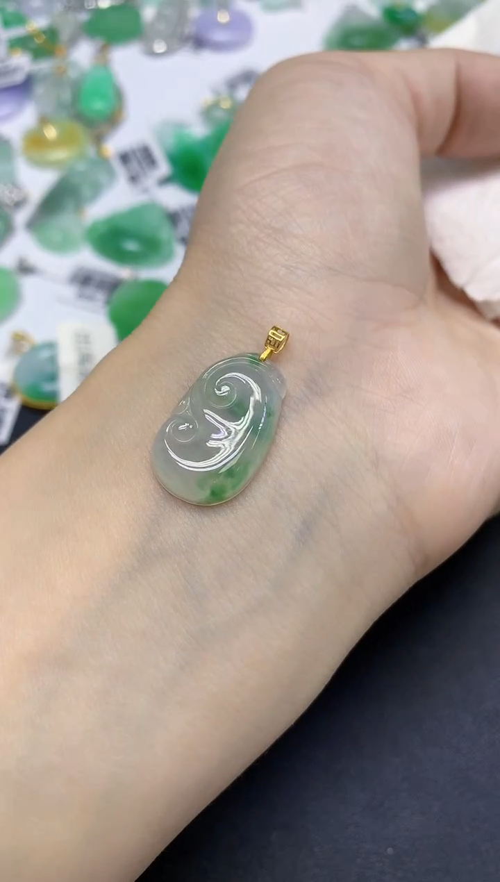 颈饰18K金镶嵌翡翠天然缅甸翡翠A货百元以上9元证书费自理