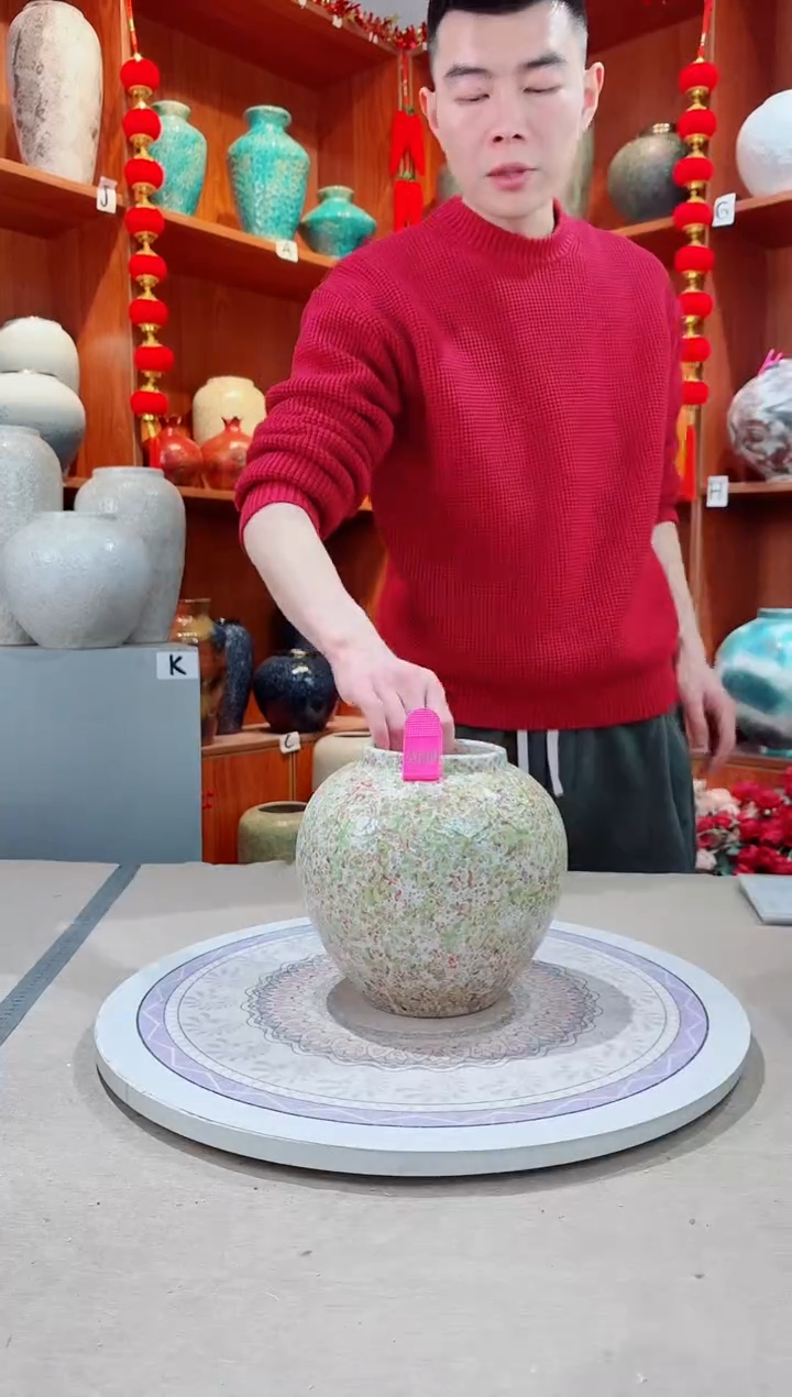 瓶孤品 微瑕陶瓷花瓶 无花 a608