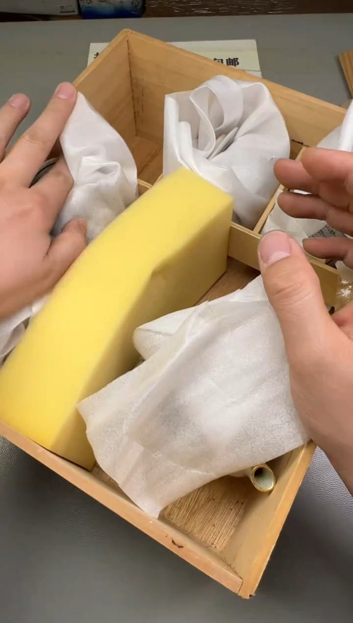 瓷片陈****8161碰瓷社中古瓷器 拒绝假货 感谢您的支持~