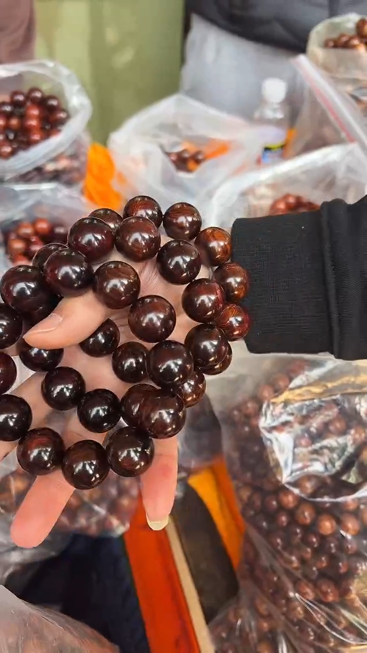 【闪购商品】黄花梨/降香黄檀手串/手链AA5-5海南黄花梨手串2.0发1