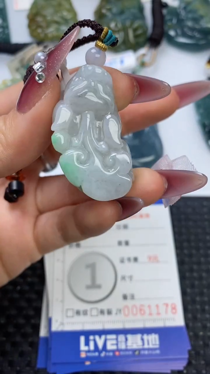 【闪购商品】翡翠颈饰未镶嵌111111111111111