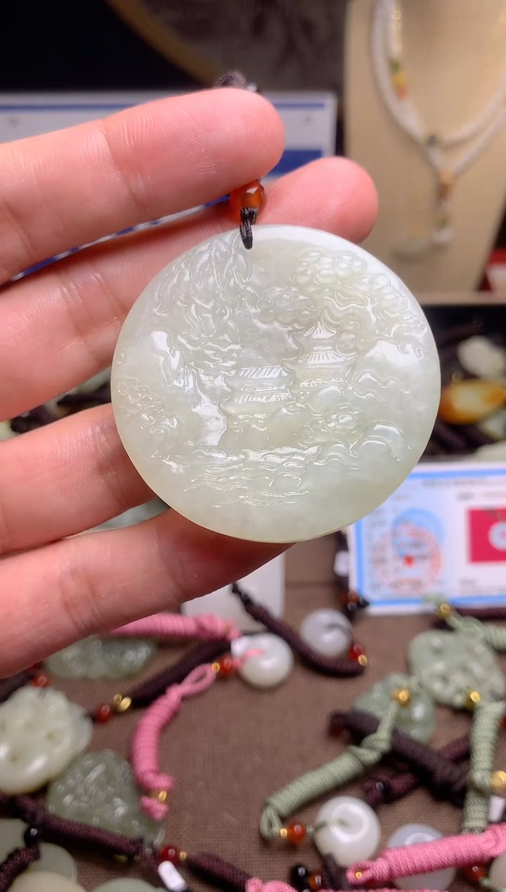 颈饰未镶嵌和田玉1