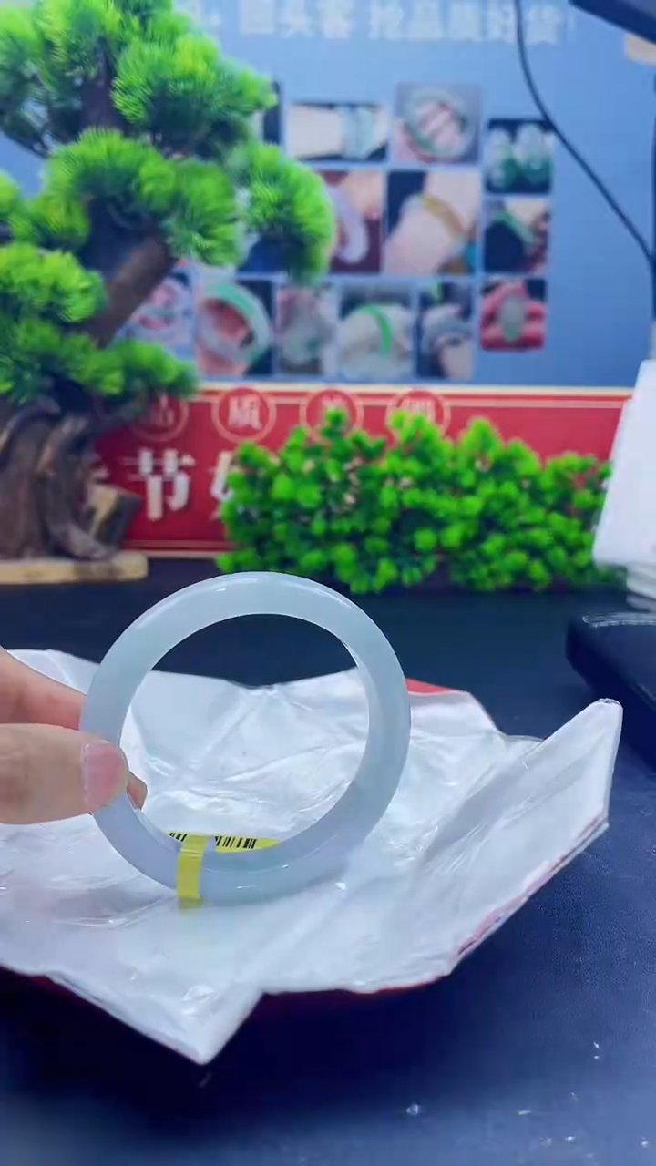 【闪购商品】翡翠未镶嵌手镯8手镯