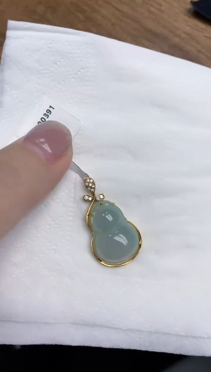 【闪购商品】翡翠颈饰18K金镶嵌天然翡翠A货