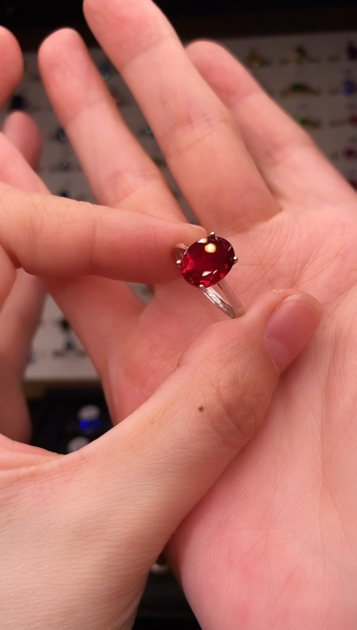 5克拉红宝石（处理）欧美风戒指
