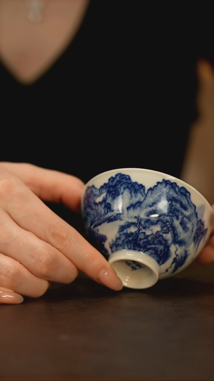 【闪购商品】瓷片占春生          