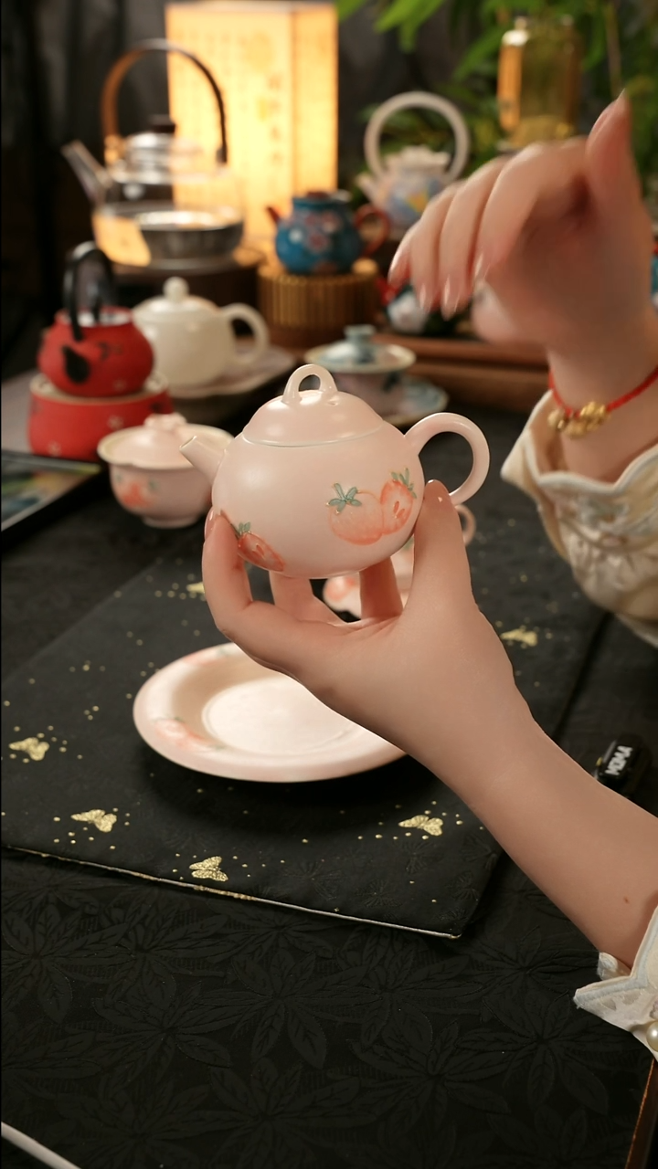 青云茶斋陶瓷茶具莓烦恼西施壶