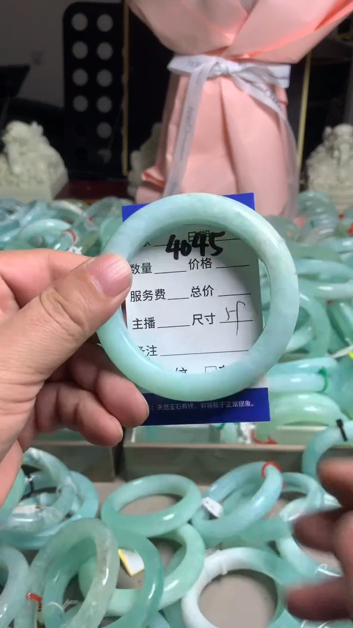 【闪购商品】蛇纹石玉手镯未镶嵌4045