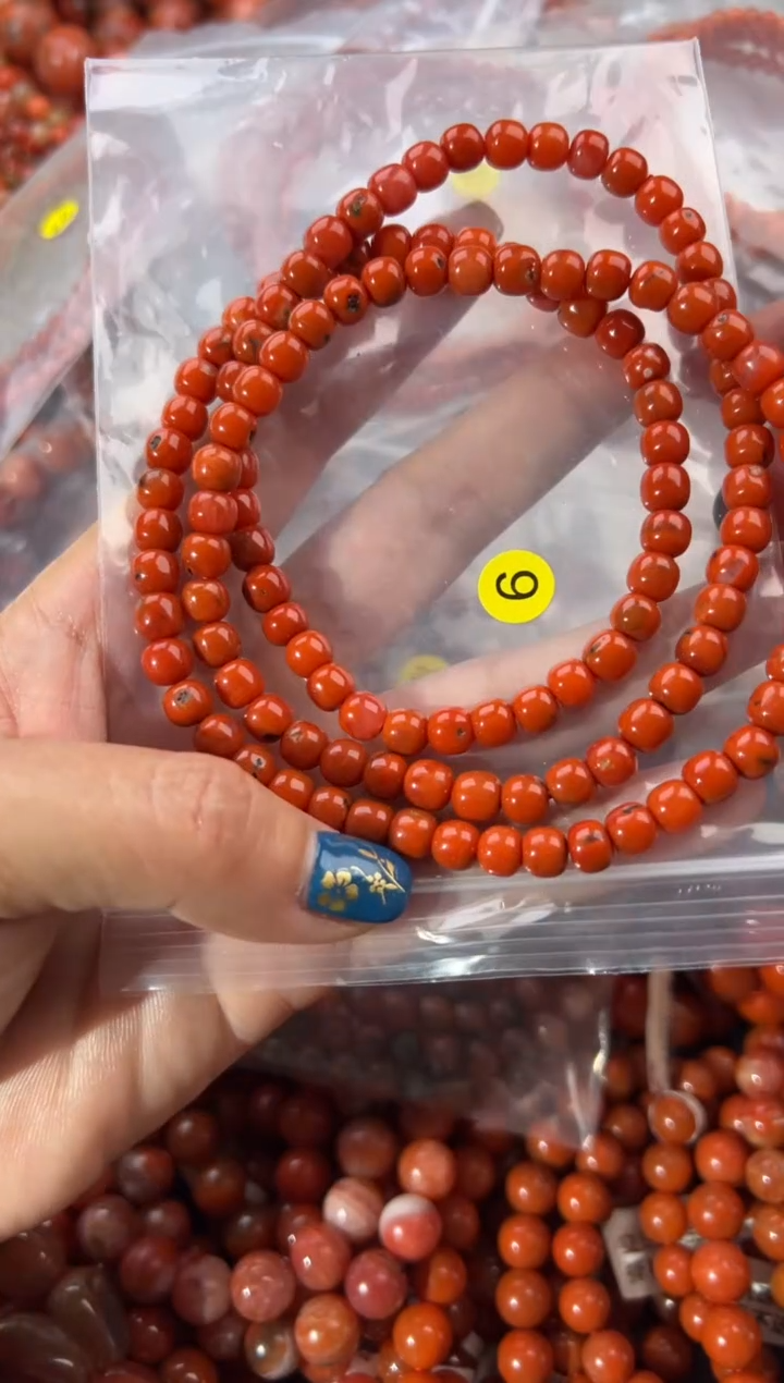 未镶嵌手串南红玛瑙6+