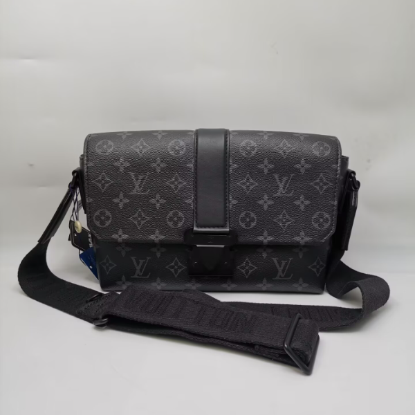 99新 LouisVuitton/路易威登 98新17993 LV 黑老花 S-Cape 邮差包