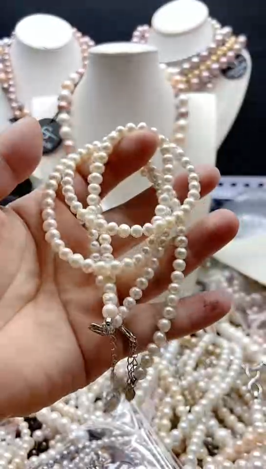 淡水珍珠未镶嵌颈饰1