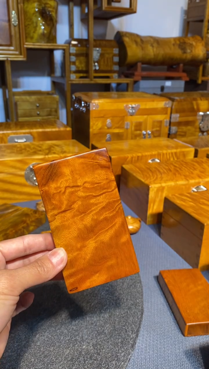 【闪购商品】金丝楠木艺小叶桢楠 细只烟盒