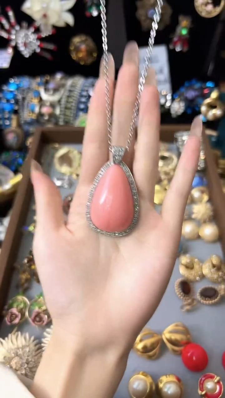 铁合金合成碳硅石avon书本款粉色蛋面项链